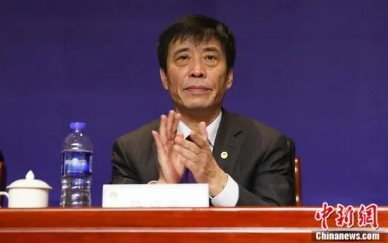 兼职期间的妻子